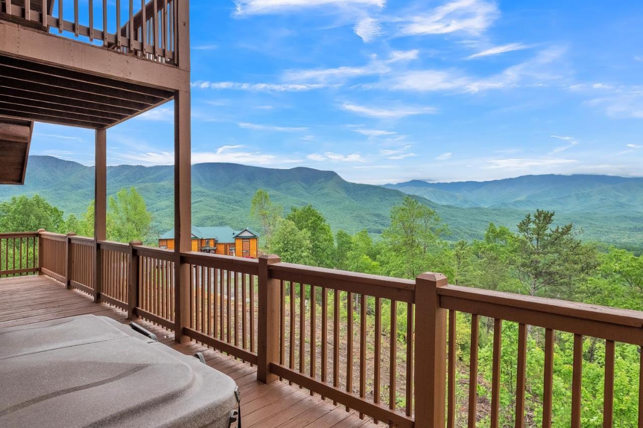 Sky Views - Panoramic Views Cabin Gatlinburg Εξωτερικό φωτογραφία